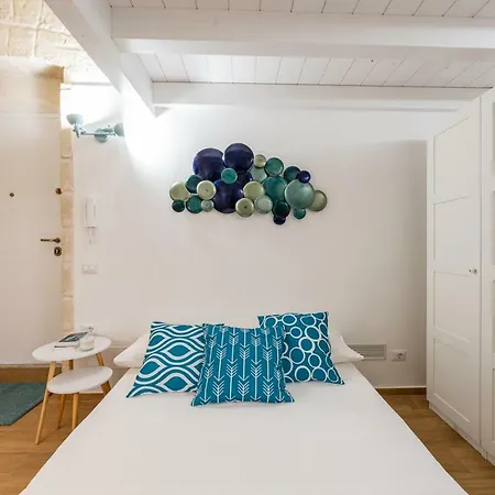 David Pretty Loft Near Station Casatuabari