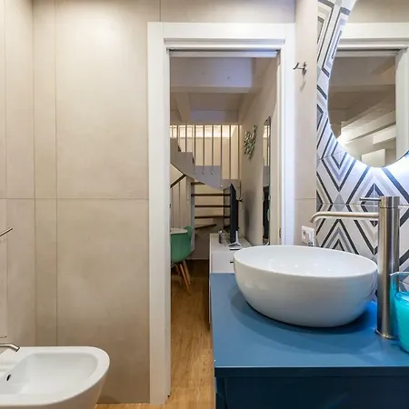 Daire David Pretty Loft Near Station Casatuabari