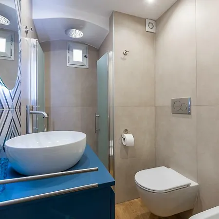 David Pretty Loft Near Station Casatuabari * Bari