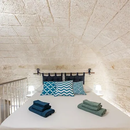 Apartment David Pretty Loft Near Station Casatuabari