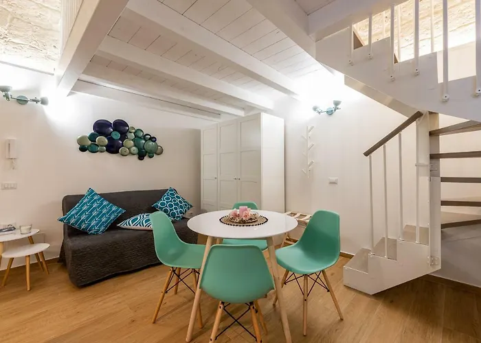 Apartment David Pretty Loft Near Station Casatuabari *