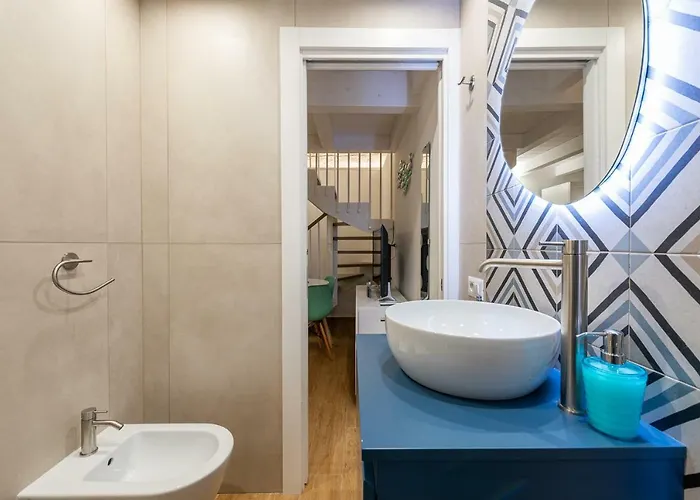 Apartment David Pretty Loft Near Station Casatuabari