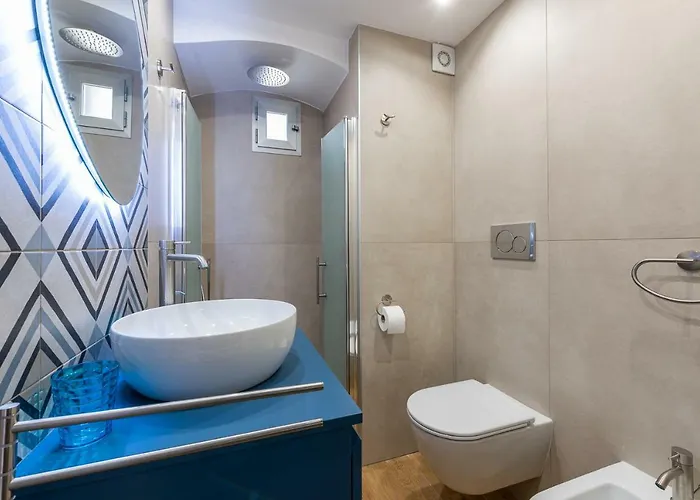 David Pretty Loft Near Station Casatuabari * Bari