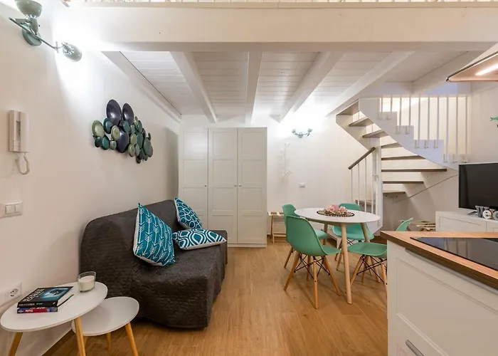 Apartment David Pretty Loft Near Station Casatuabari *