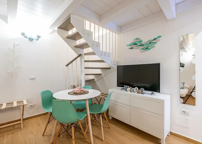 David Pretty Loft Near Station Casatuabari Apartment Bari