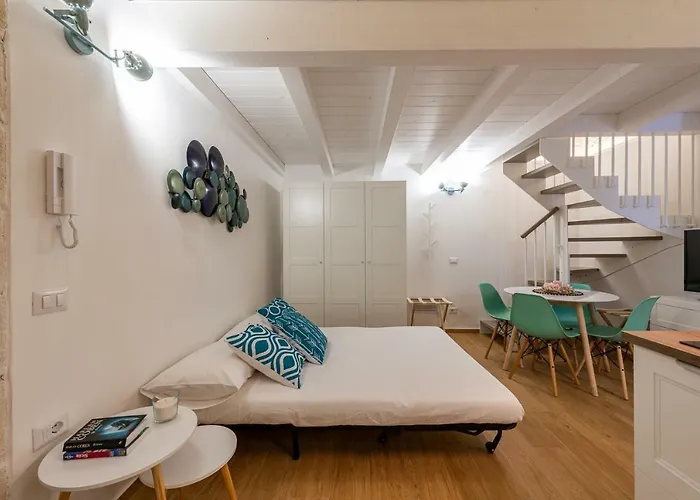 Apartment David Pretty Loft Near Station Casatuabari *