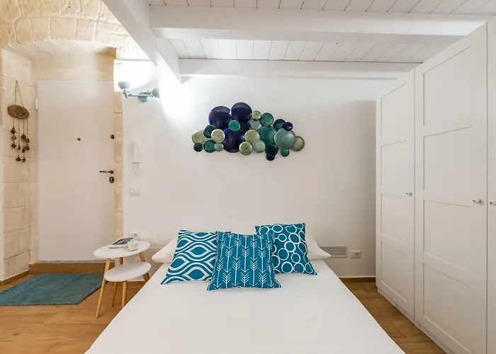 David Pretty Loft Near Station Casatuabari