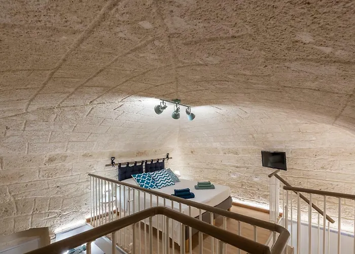 David Pretty Loft Near Station Casatuabari Apartment *